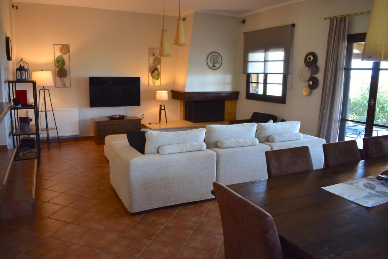 Ampelos Hillside Villa Akráta Buitenkant foto